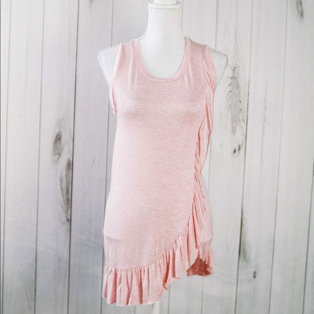✨LAST ONE!✨The Lucy Tank - Picture 3 of 9